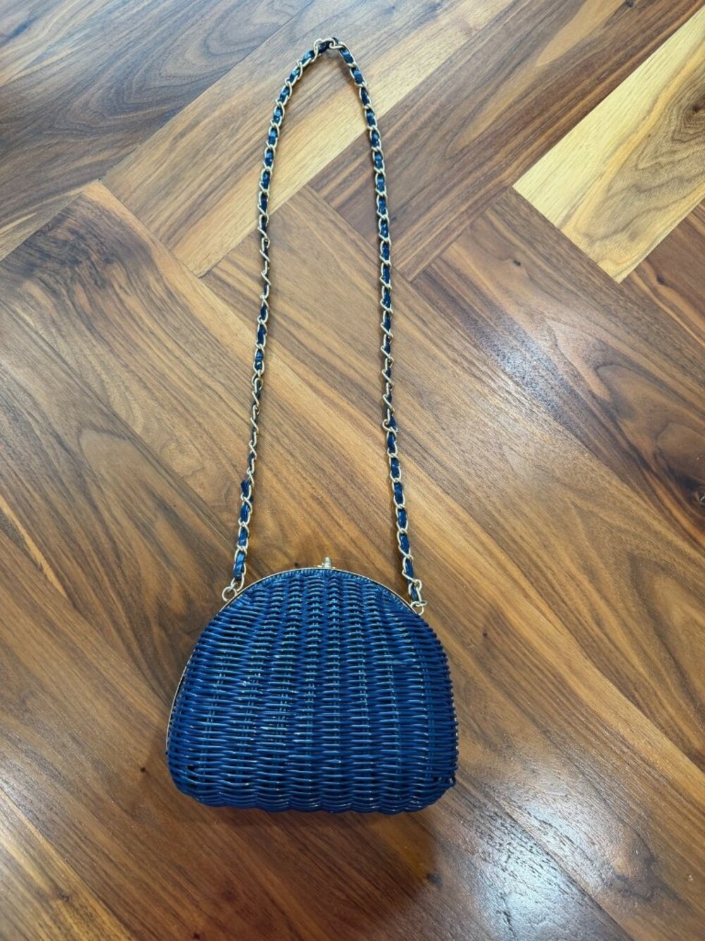 Blue Wicker Woven Shoulder Bag 1960's/70s Mid Century Modern gold chain strap